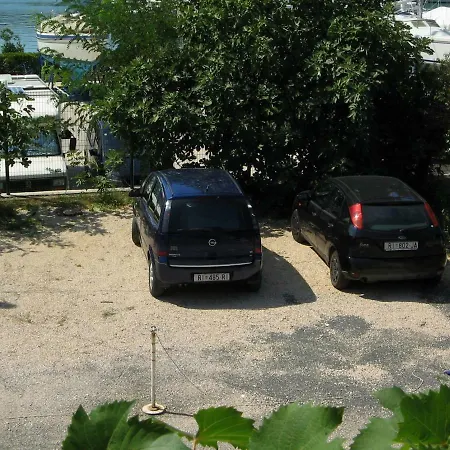 Zvone Apartment Supetarska Draga